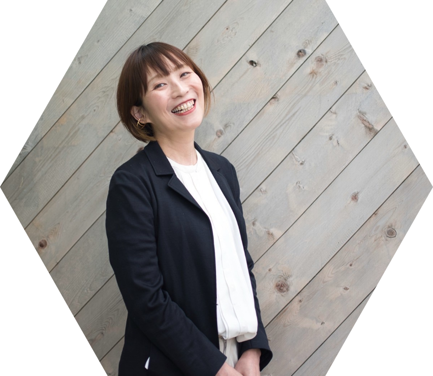代表取締役福山由香さんの宣材写真